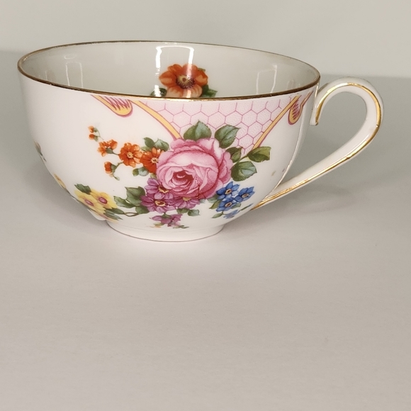 Early 20th Century Epiag Czechoslovakia Fine China Floral/Gold Trim Teacup - Picture 9 of 12